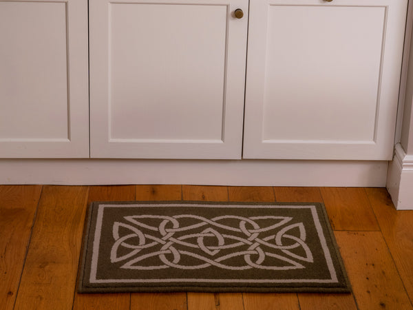 SATURATE GREEN #caonach #2'x3'